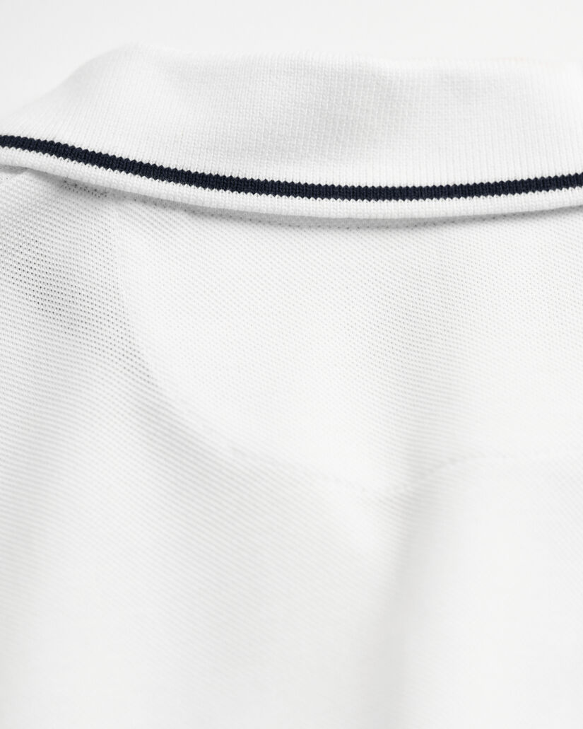 Piqu&eacute; poloshirt met randdetails