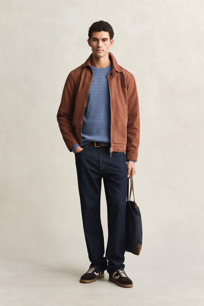 Gebreide trui met minikabels en ronde hals