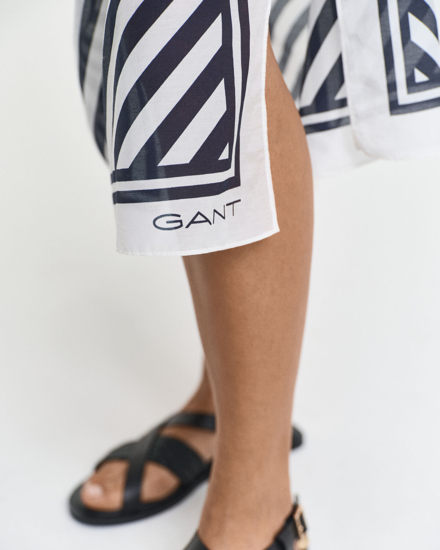 Sarong met visgraatprint