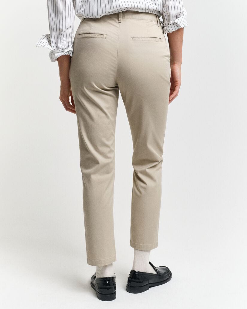 Slim Fit chino