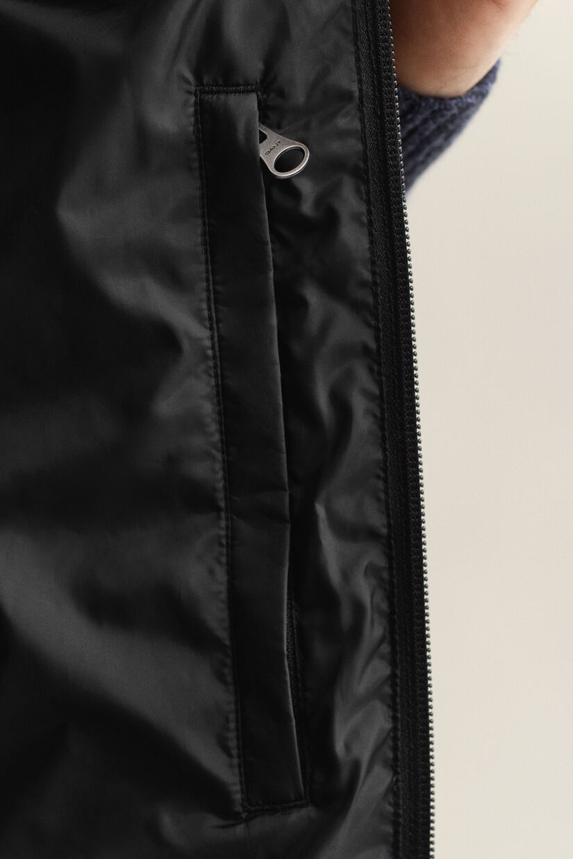 Lichte donsbodywarmer