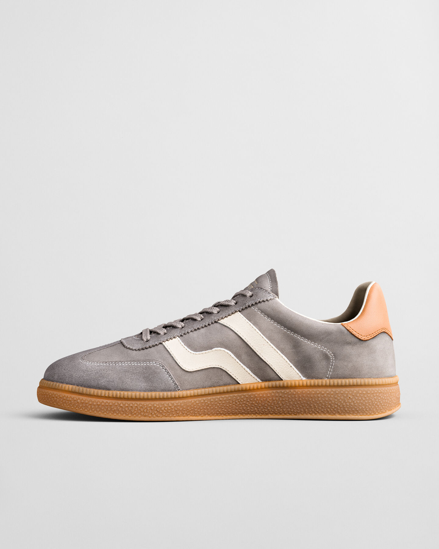 Cuzmo su&egrave;de sneakers