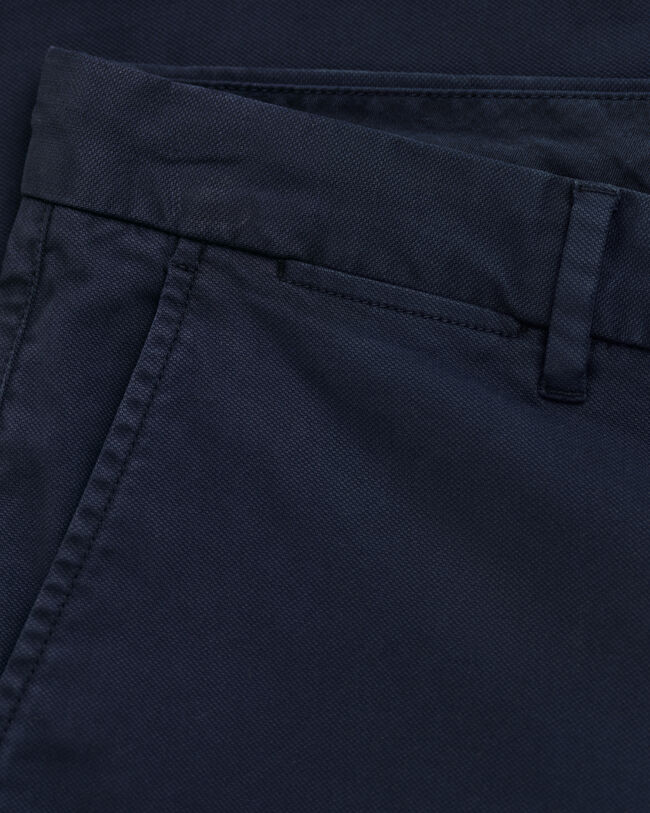 Slim Fit Dobby Structured chino
