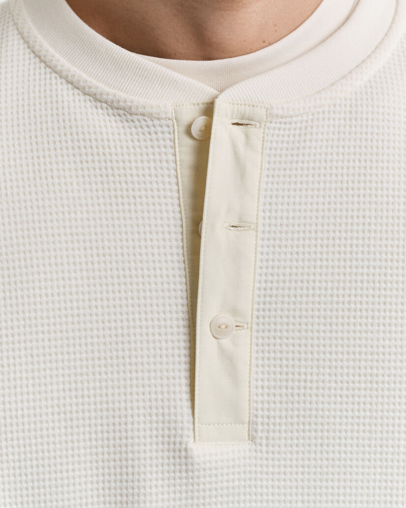 Henley T-shirt met lange mouwen en wafeltextuur
