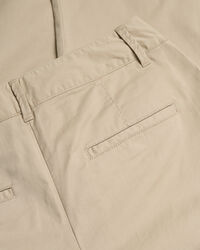 Slim Fit chino