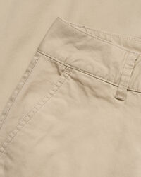 Slim Fit chino