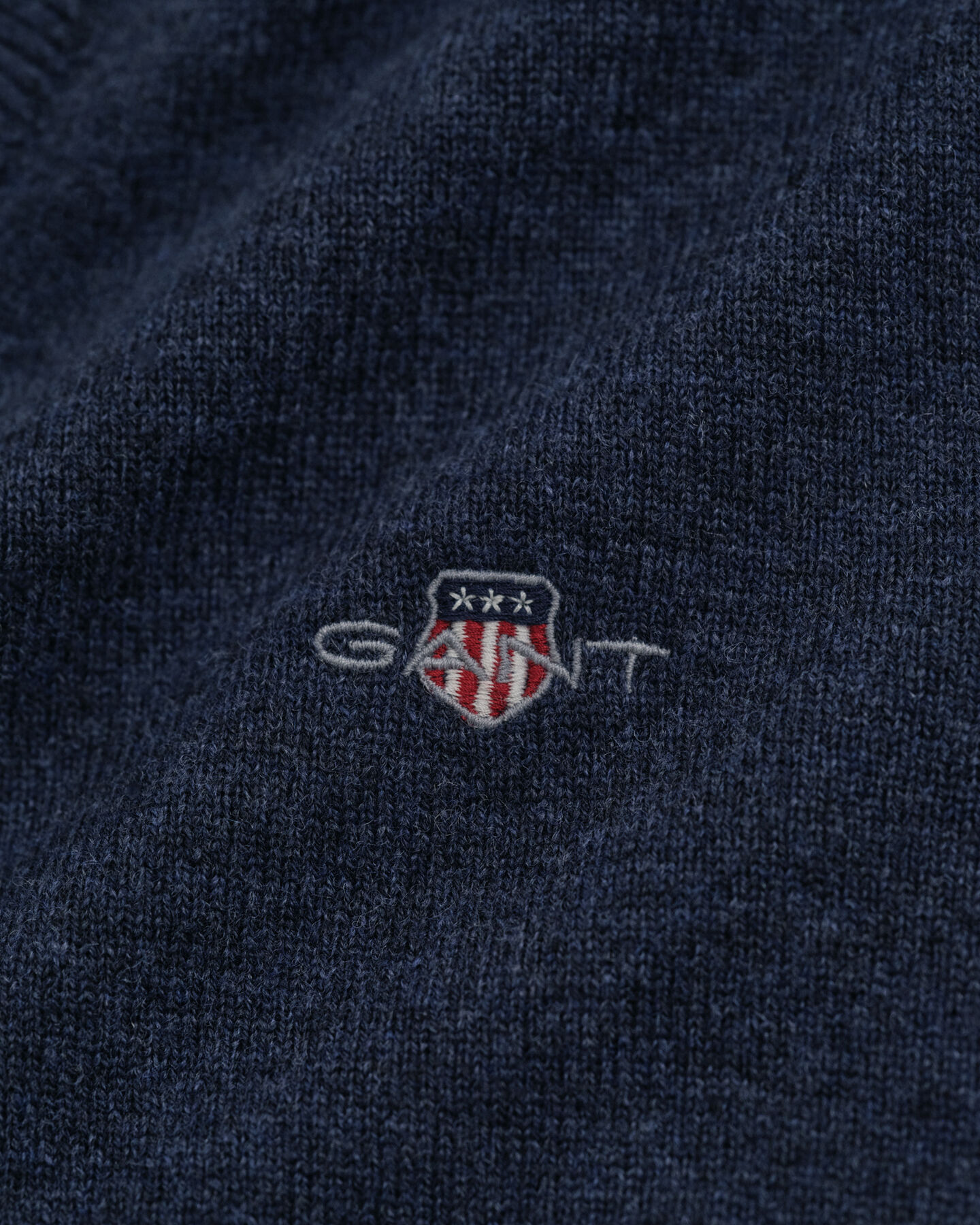 Trui met V-hals van buitengewoon zachte lamswol