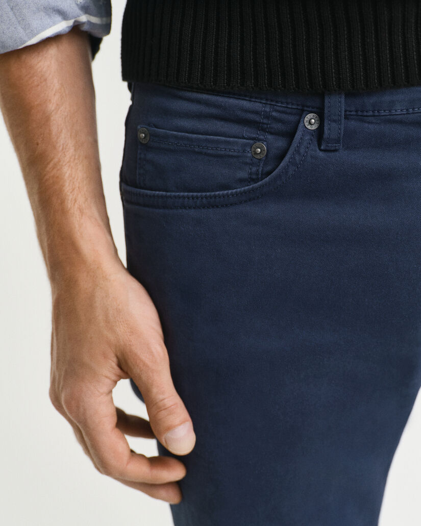 Slim Fit Desert jeans