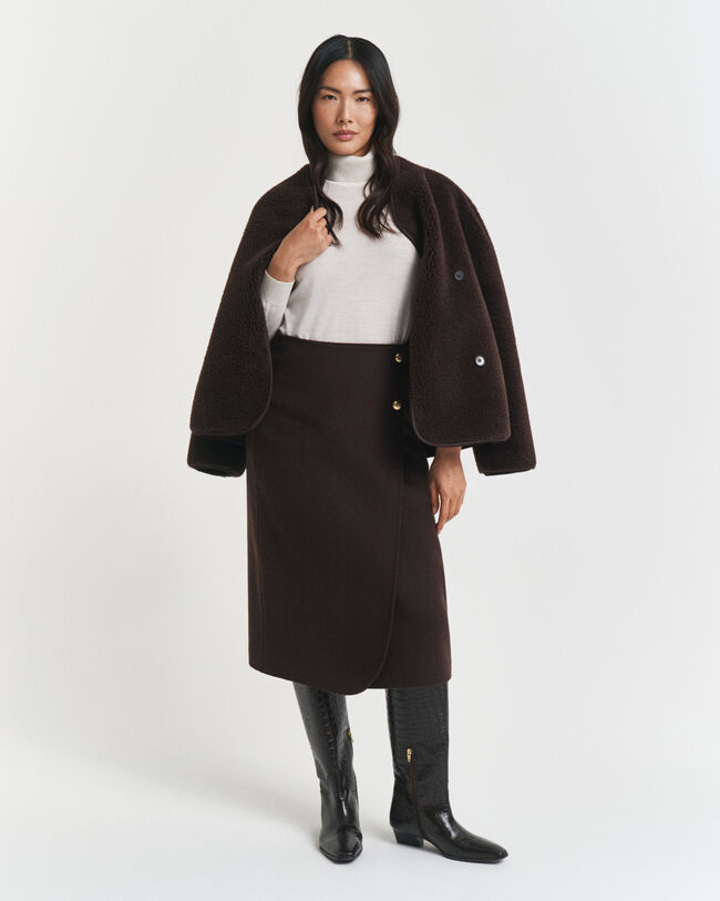 Halflange, handgestikte wikkelrok