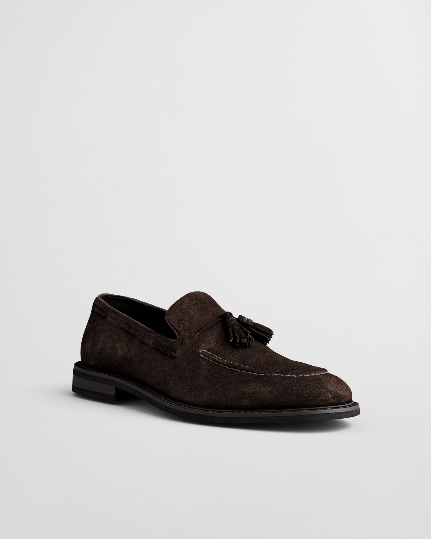 Lozham su&egrave;de loafers