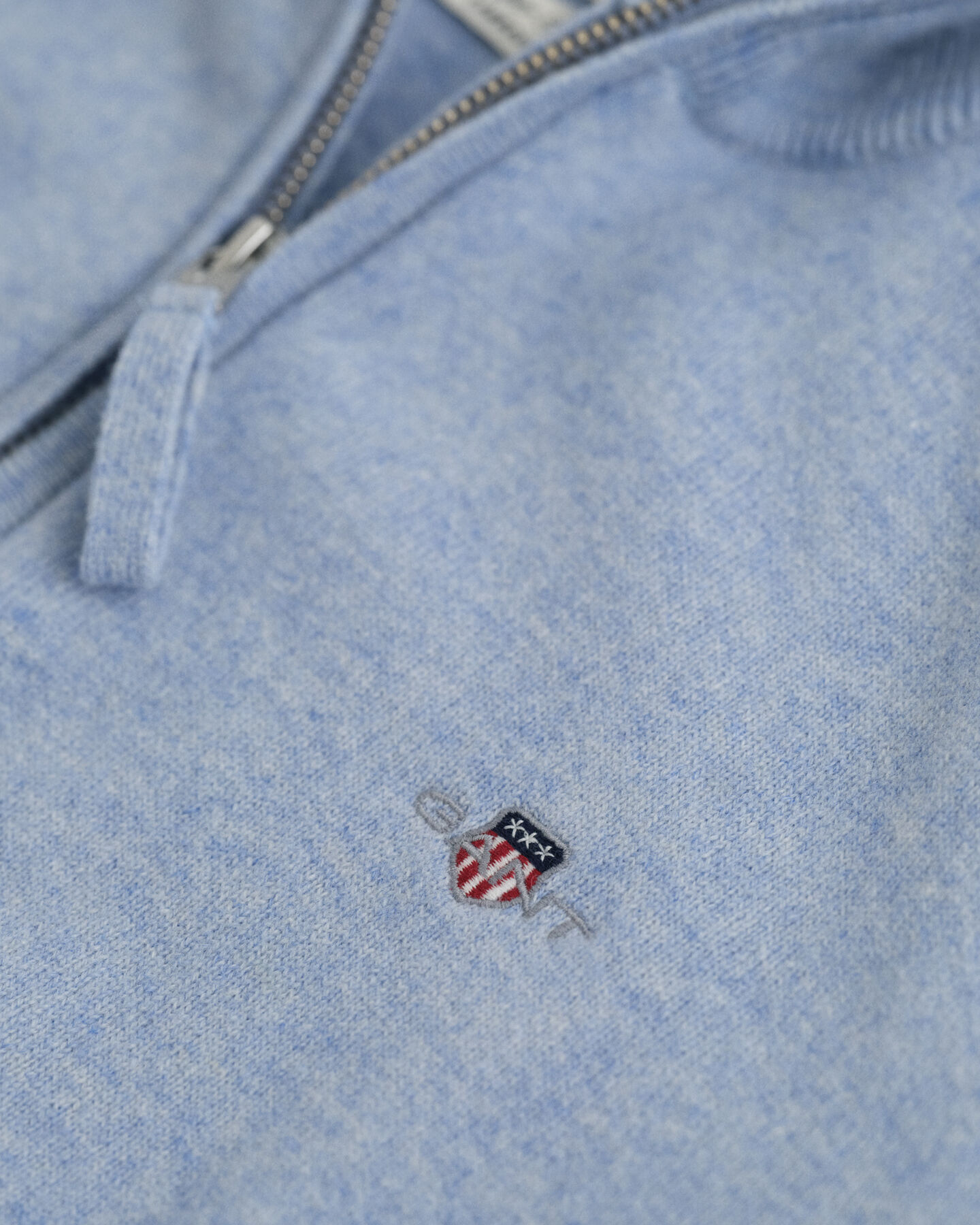 Trui met korte rits van buitengewoon zachte lamswol