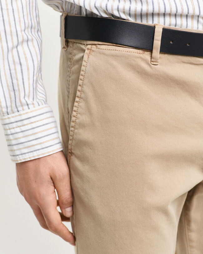 Slim Fit Dobby Structured chino