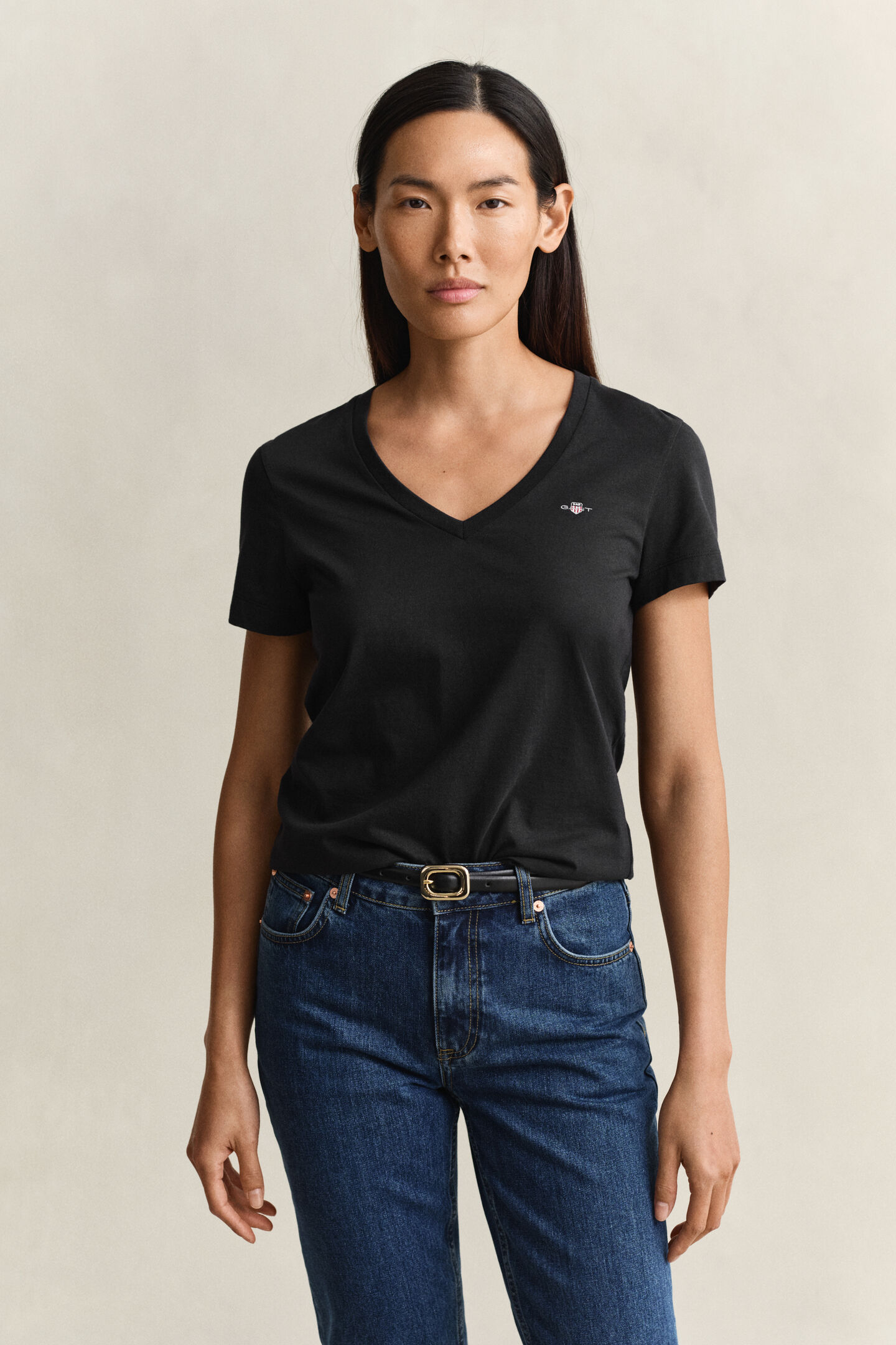 Shield T-shirt met V-hals