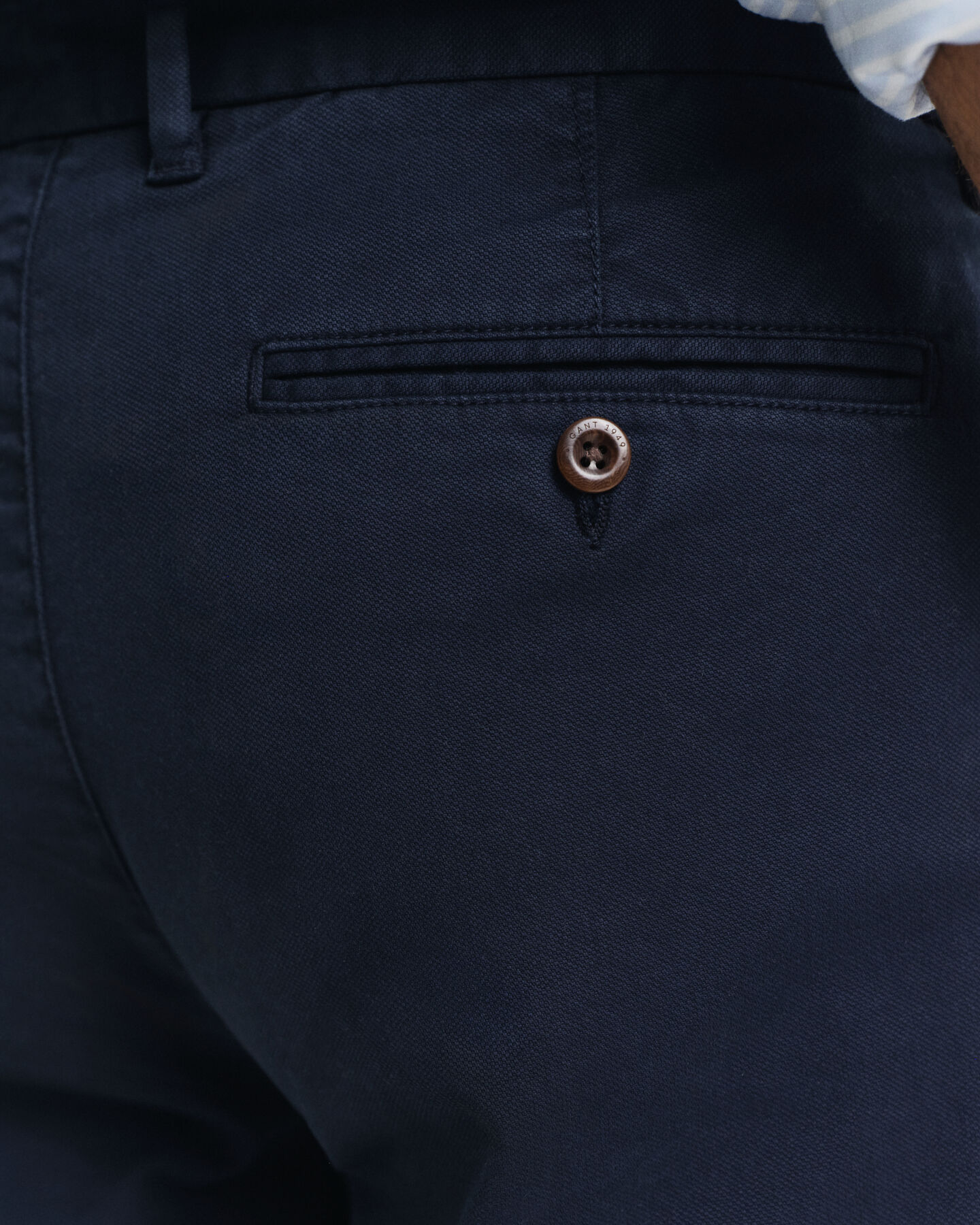 Slim Fit Dobby Structured chino