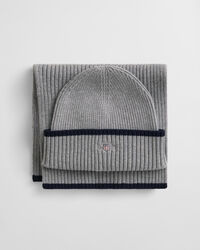 Essential cadeauset met beanie en sjaal