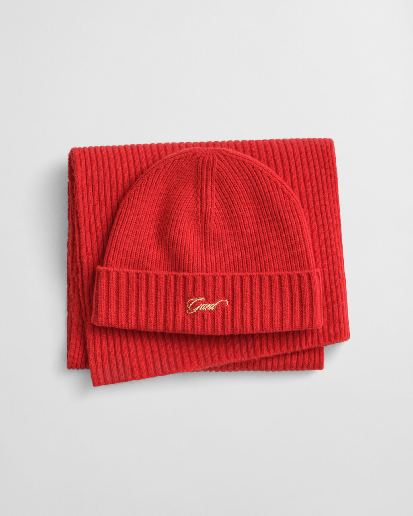 Cadeauset met beanie en sjaal met logo