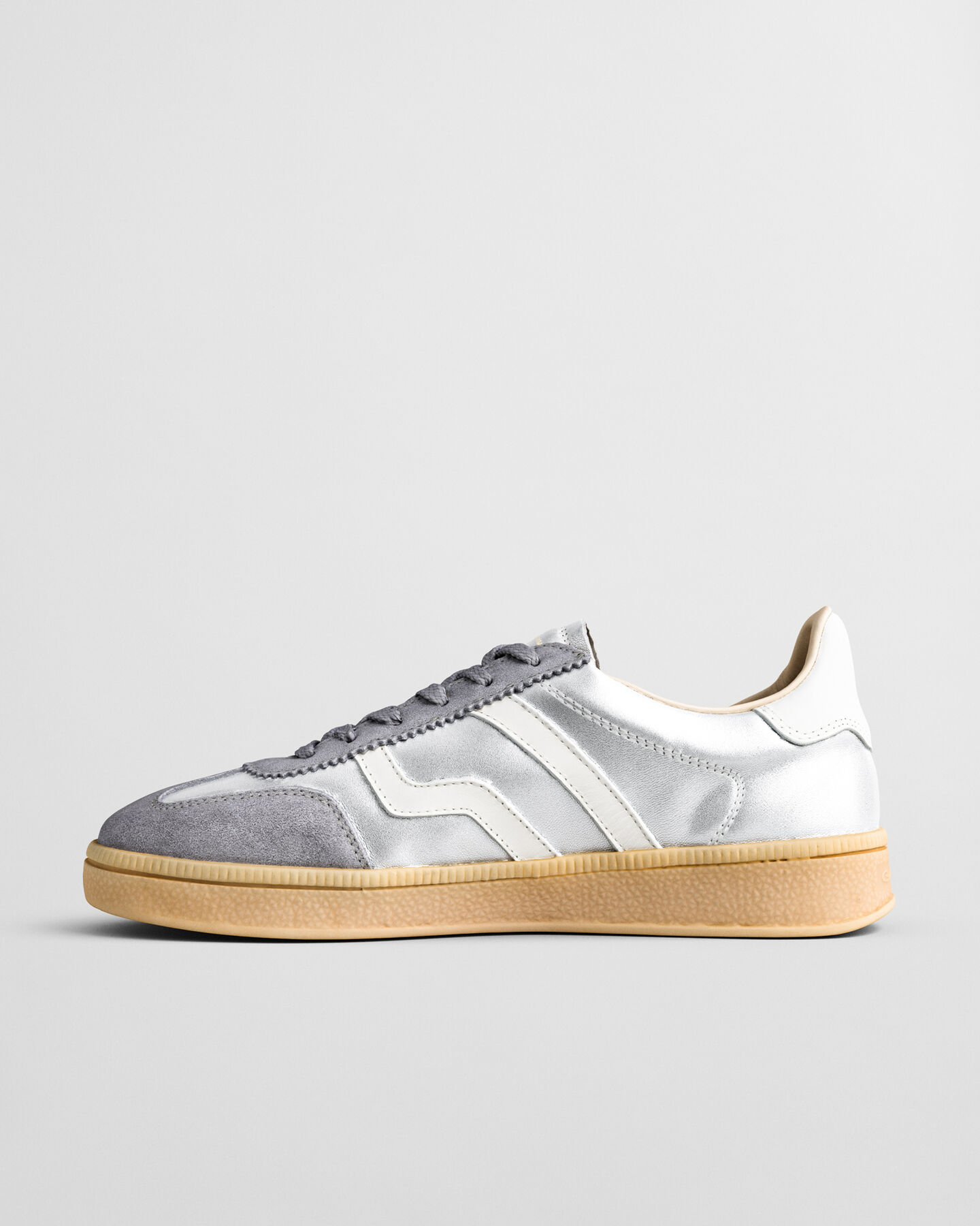 Cuzima metallic sneakers van leer