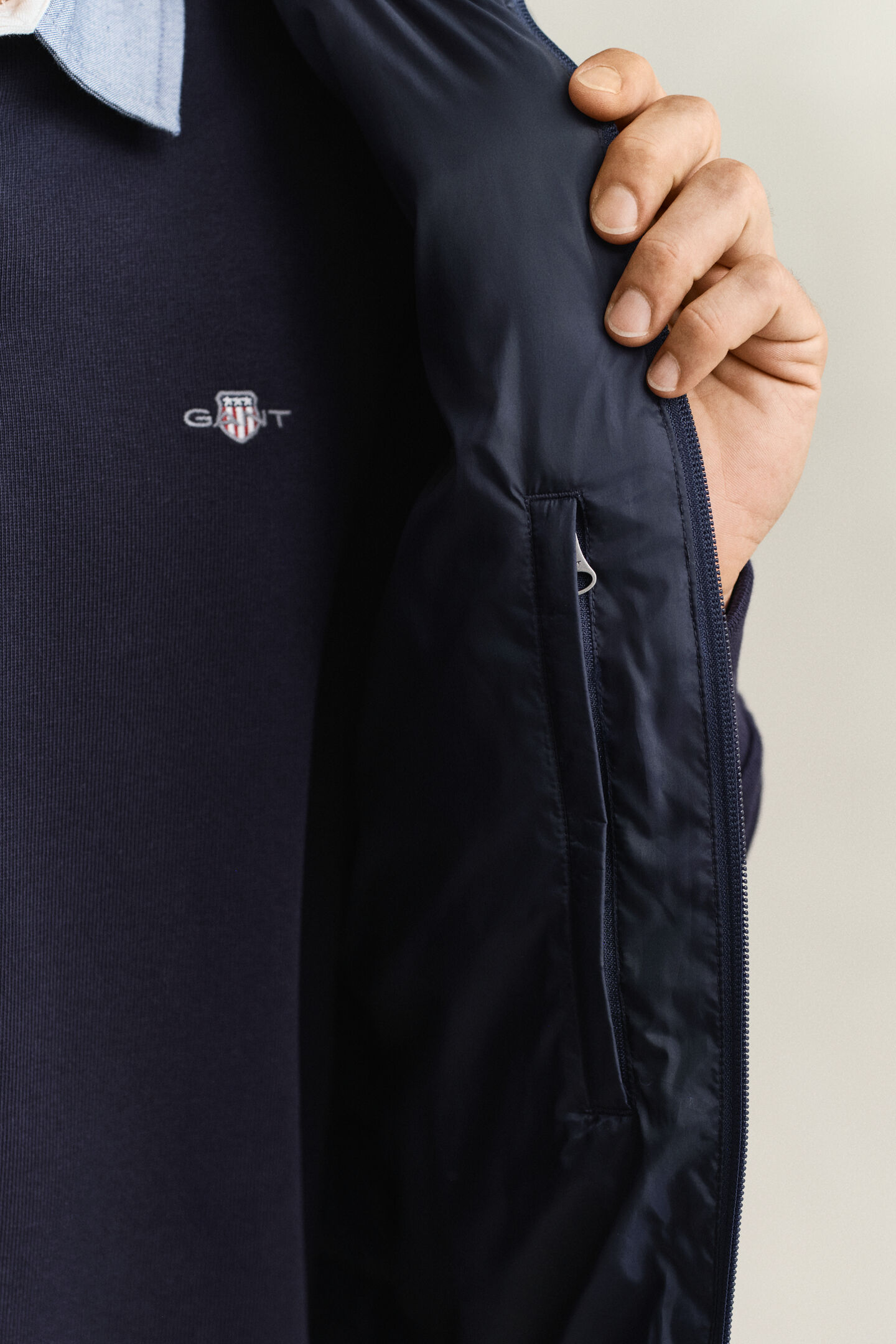 Lichte donsbodywarmer