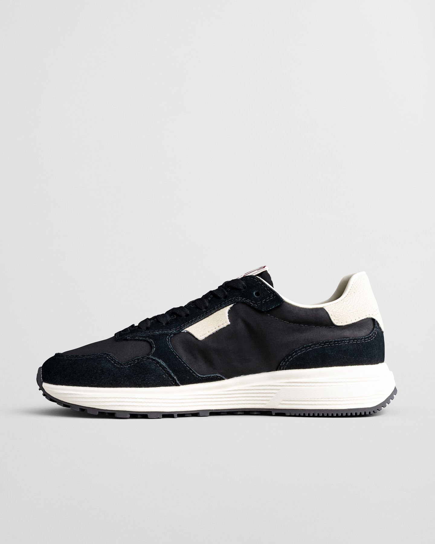 Beywin sneakers van su&egrave;de en nylon