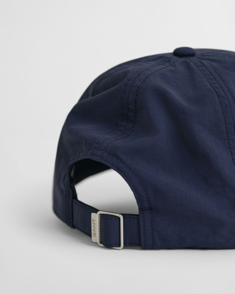 Small Graphic pet met gekreukt effect