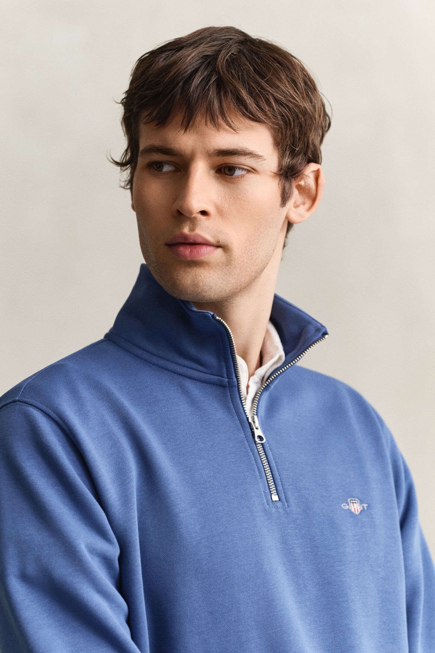 Shield sweatshirt met korte rits