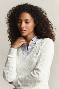 Kabelgebreide trui met V-hals