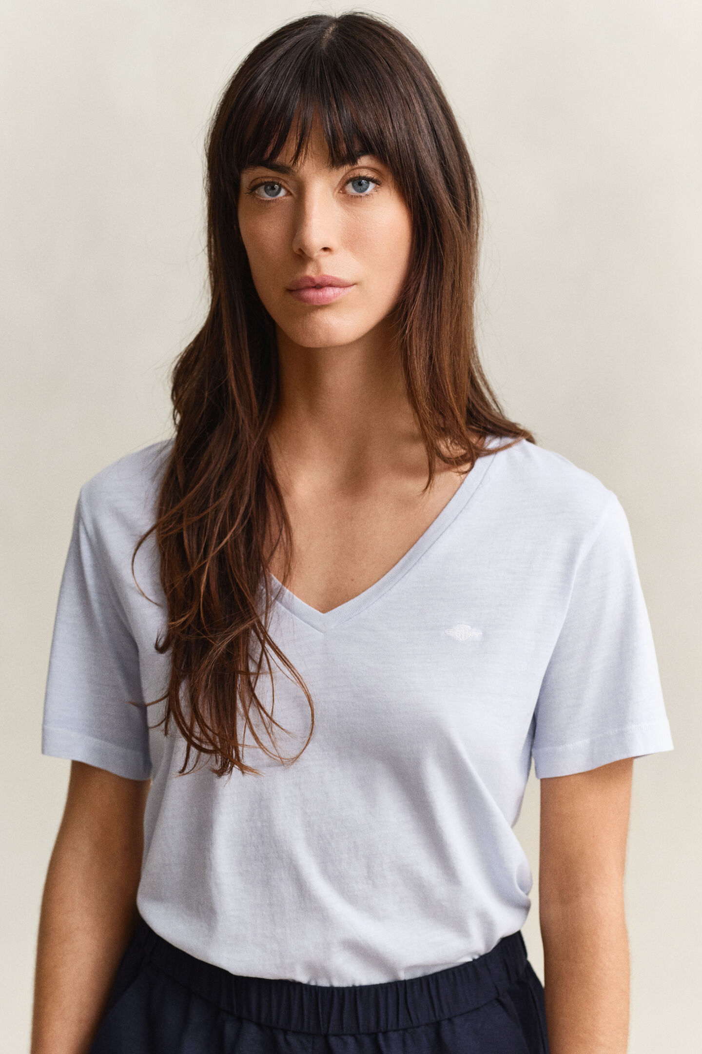 Verwassen Shield T-shirt met V-hals