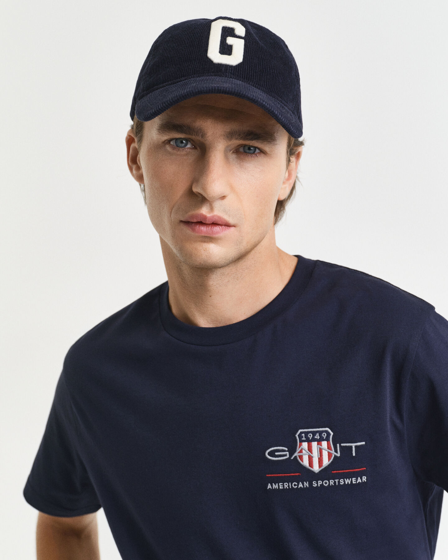 Geborduurd Archive Shield T-shirt