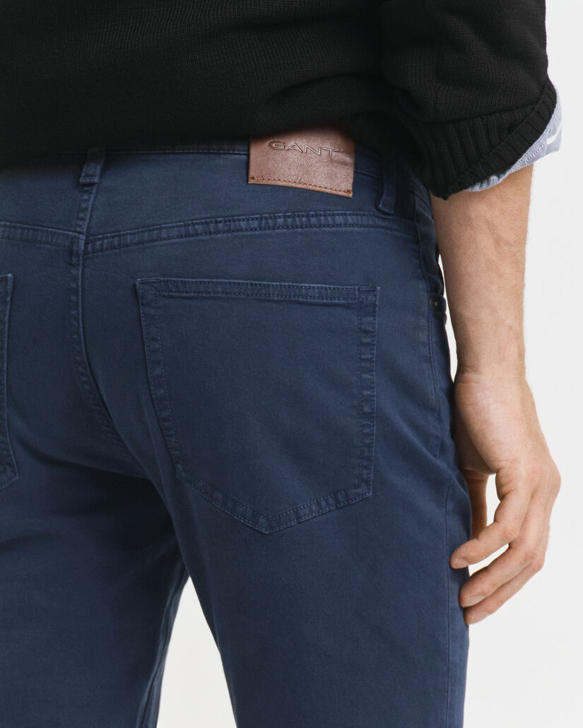 Slim Fit Desert jeans